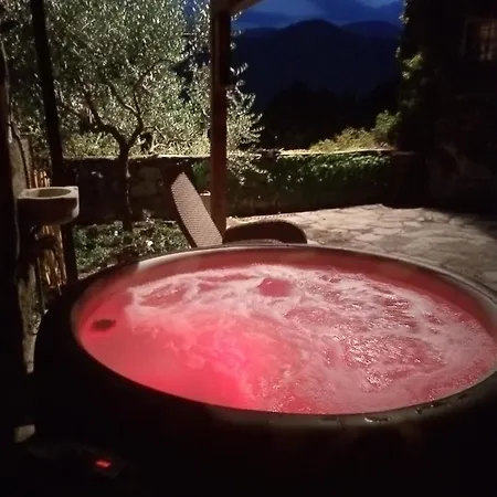 Da Betty Nel Borgo Holiday home Mandello del Lario