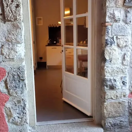Holiday home Da Betty Nel Borgo Mandello del Lario